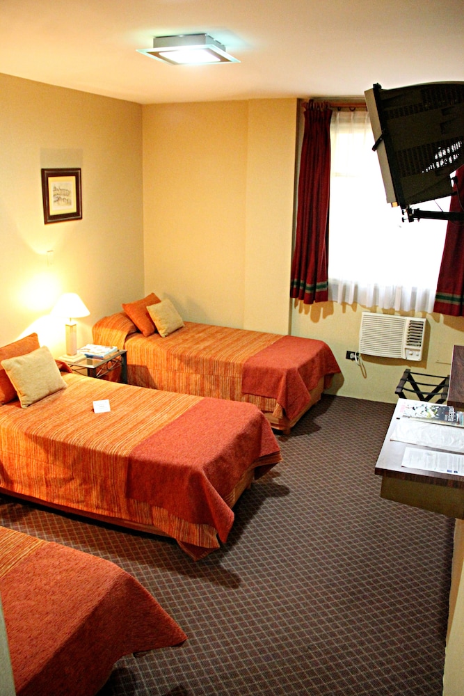 Triple Room (Master)