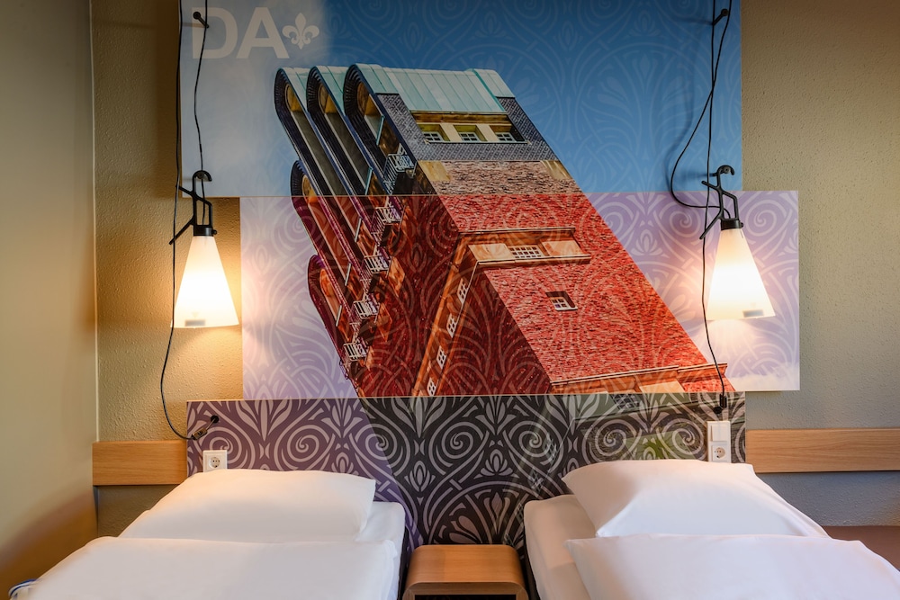 Twin Room - Photo 1