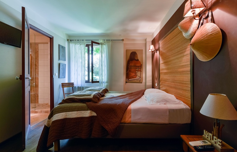 Double Room - Photo 2