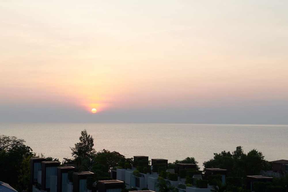 Mini Suite Sea & Horizon Balcony for 4 Persons photo 2