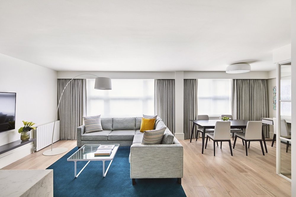 Deluxe Apartment, 2 Bedrooms (Brick Street Residence)