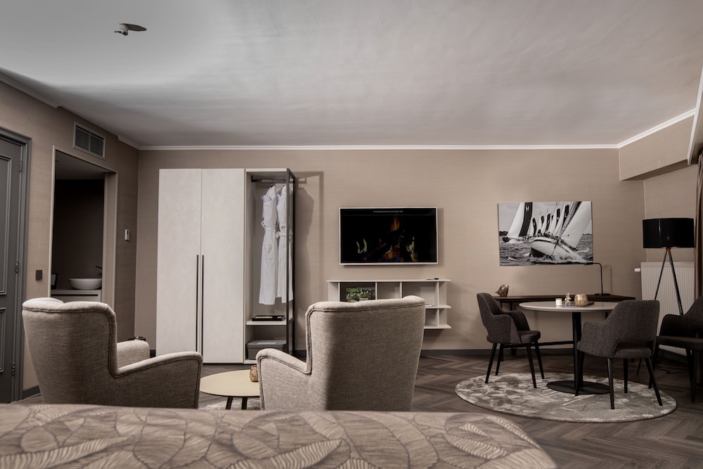 Panoramic Suite