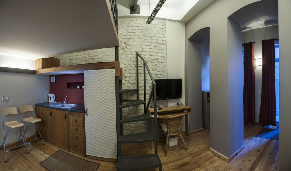 Loft Room photo 2