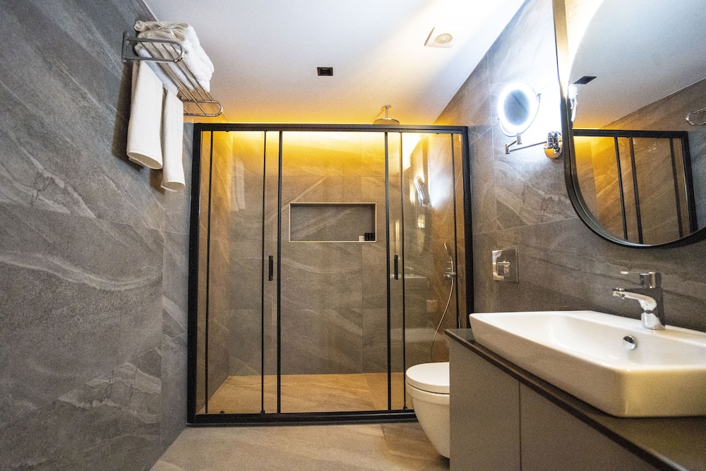 Garden Deluxe Room with Jacuzzi