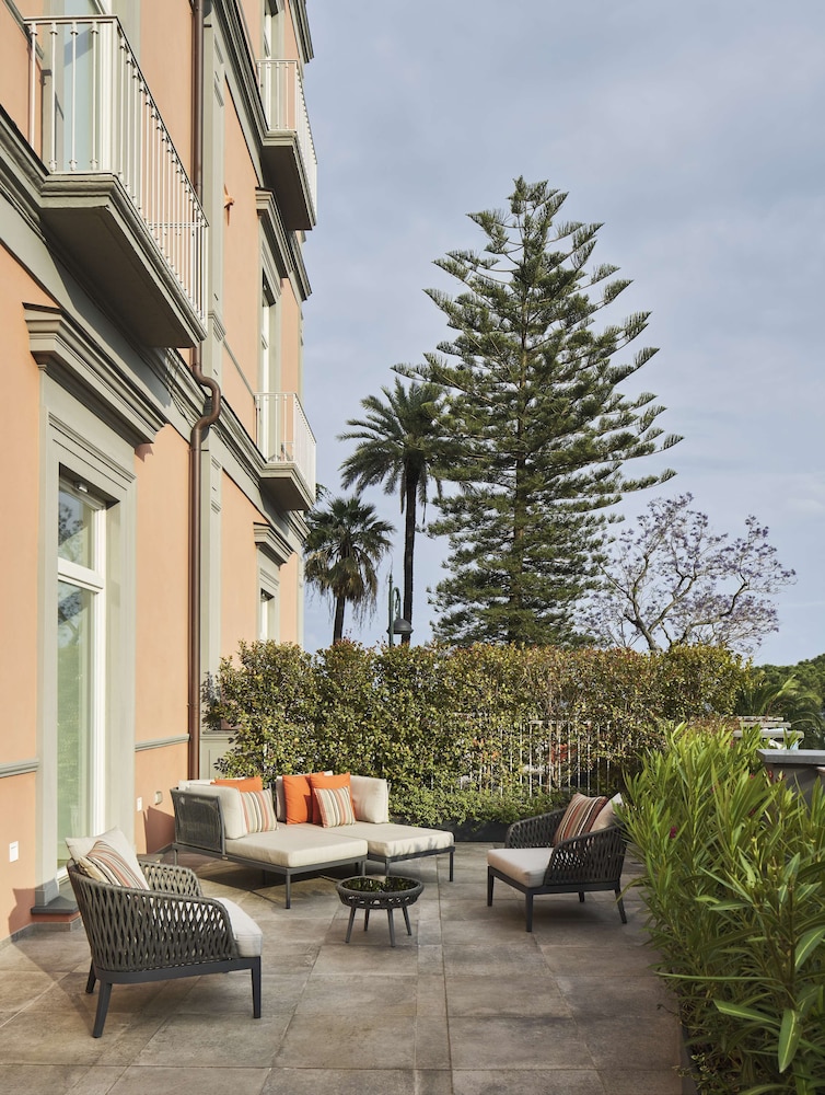 Junior Suite, 1 King Bed, Terrace, Sea View