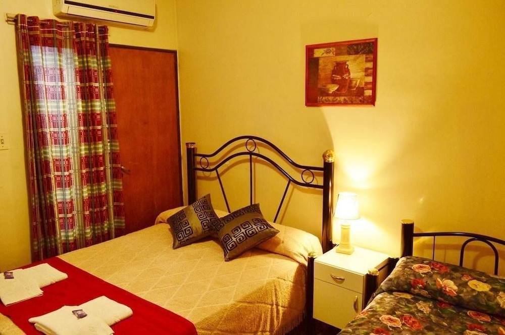 Economy Triple Room
