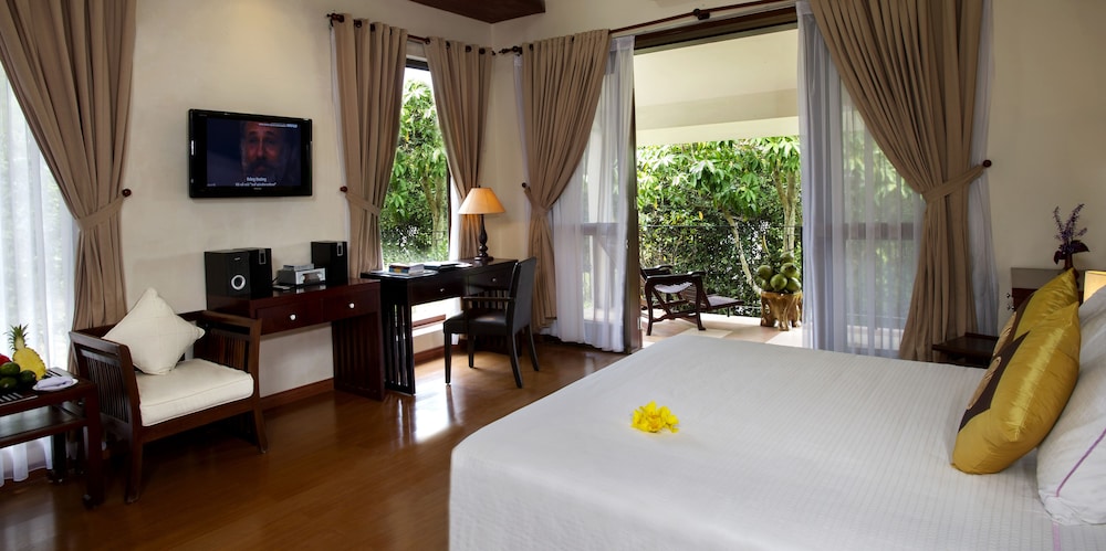 Deluxe Room - Photo 2