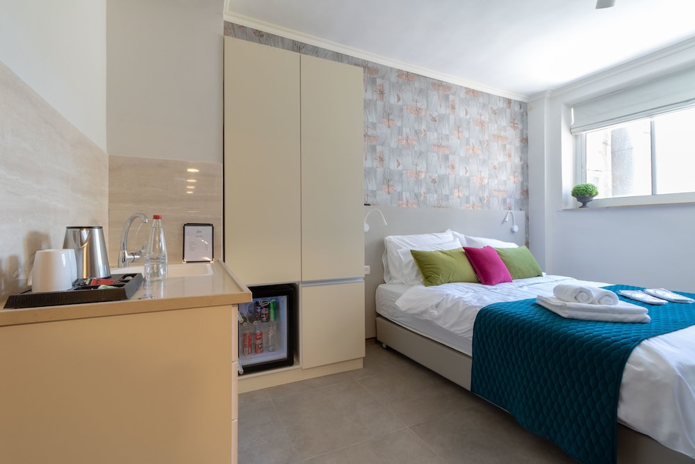 Basic Double Room photo 1
