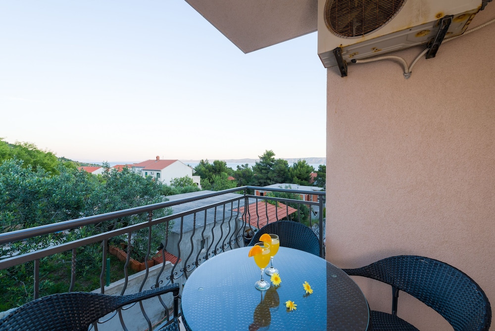 Apartment, 2 Bedrooms, Balcony, Sea View (6) photo 2