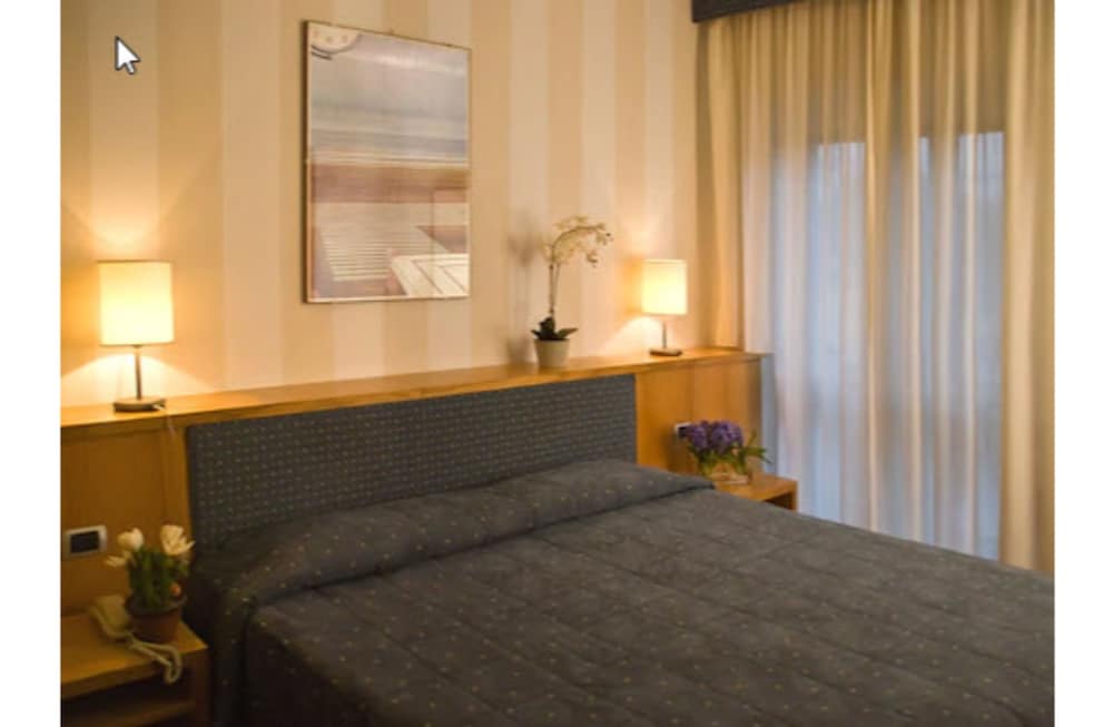 Standard Double or Twin Room, 1 Bedroom, City View photo 1