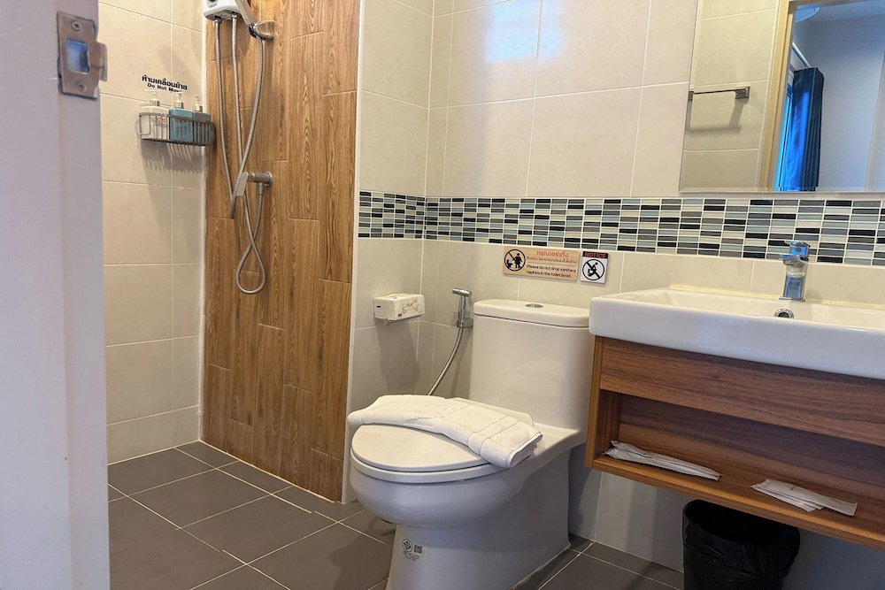 Standard Twin Room photo 2