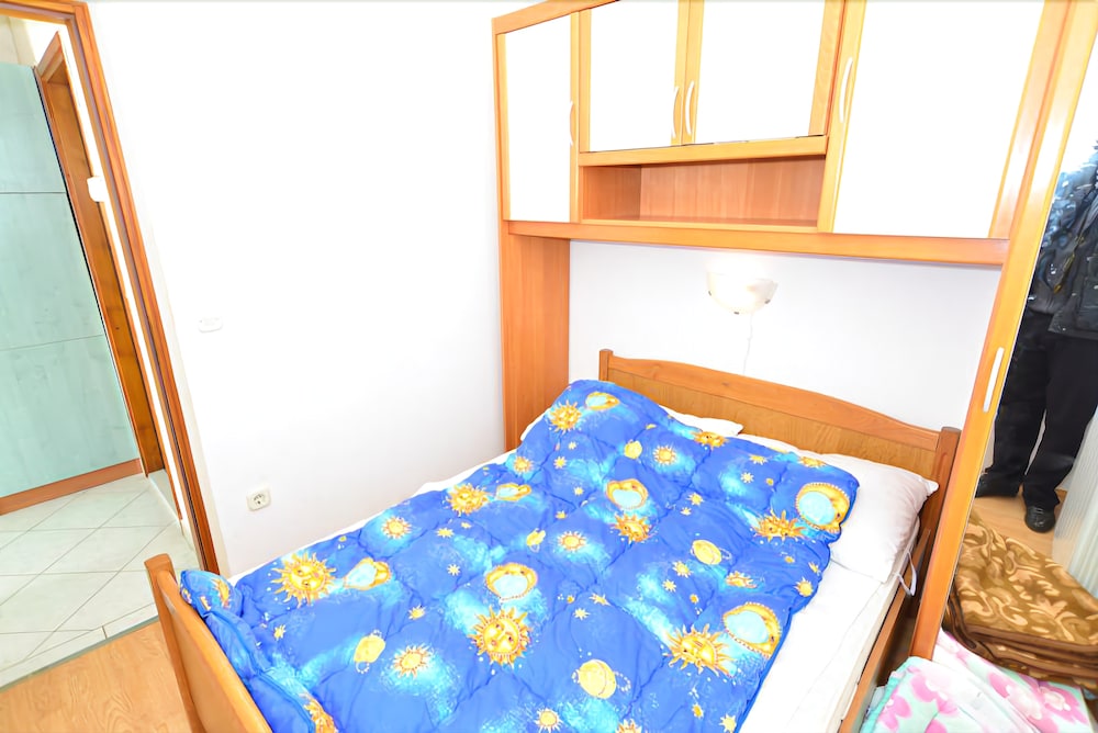 Apartment, 1 Bedroom (518/1242)