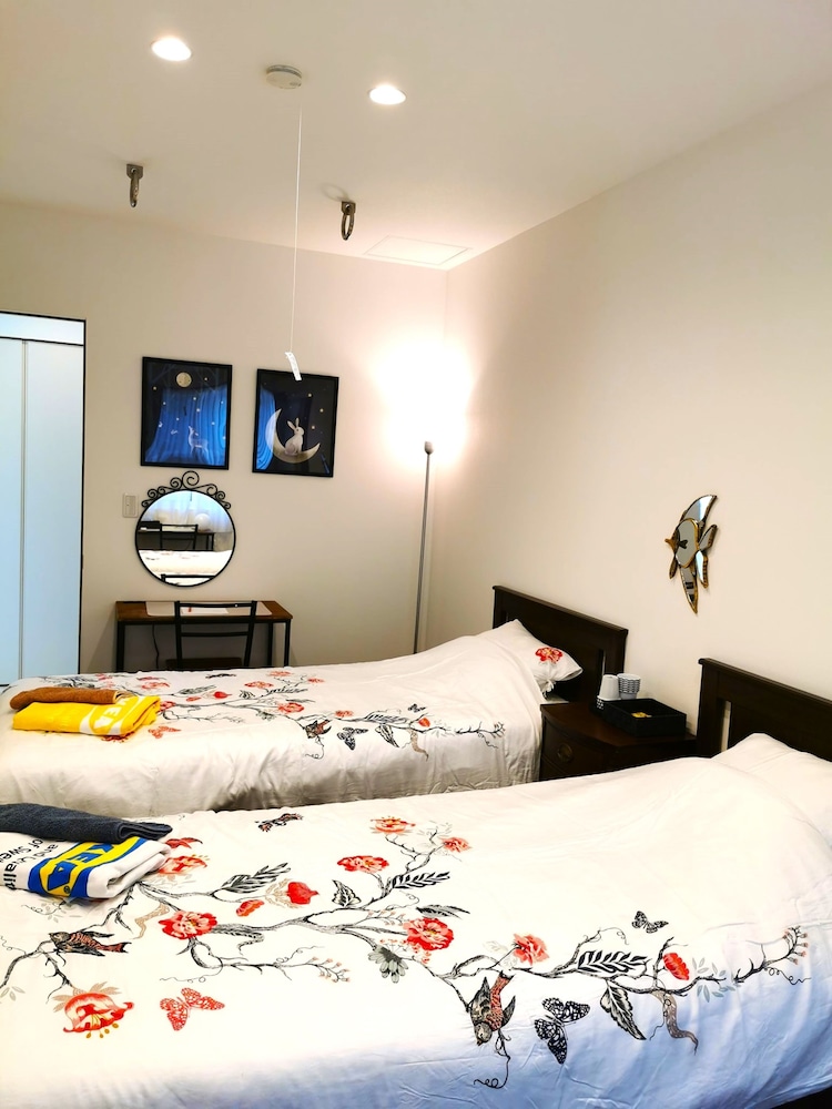 Basic Twin Room, 2 Bedrooms photo 1