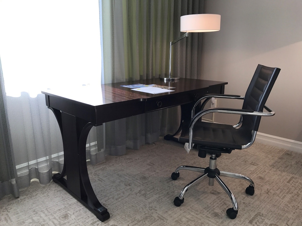 Deluxe Suite, 1 Bedroom photo 3