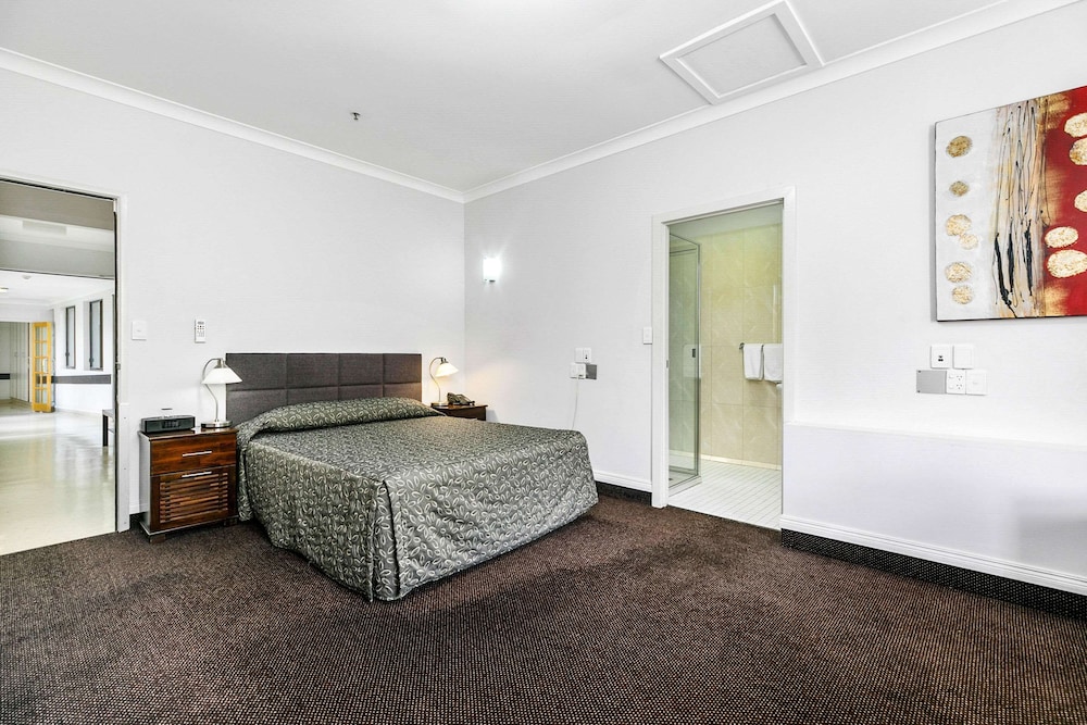 Standard Room, 1 Queen Bed, Non Smoking