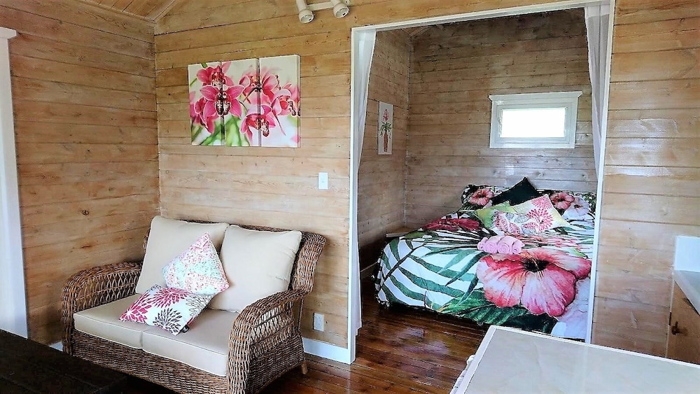 Red Hibiscus Villa 3 photo 2