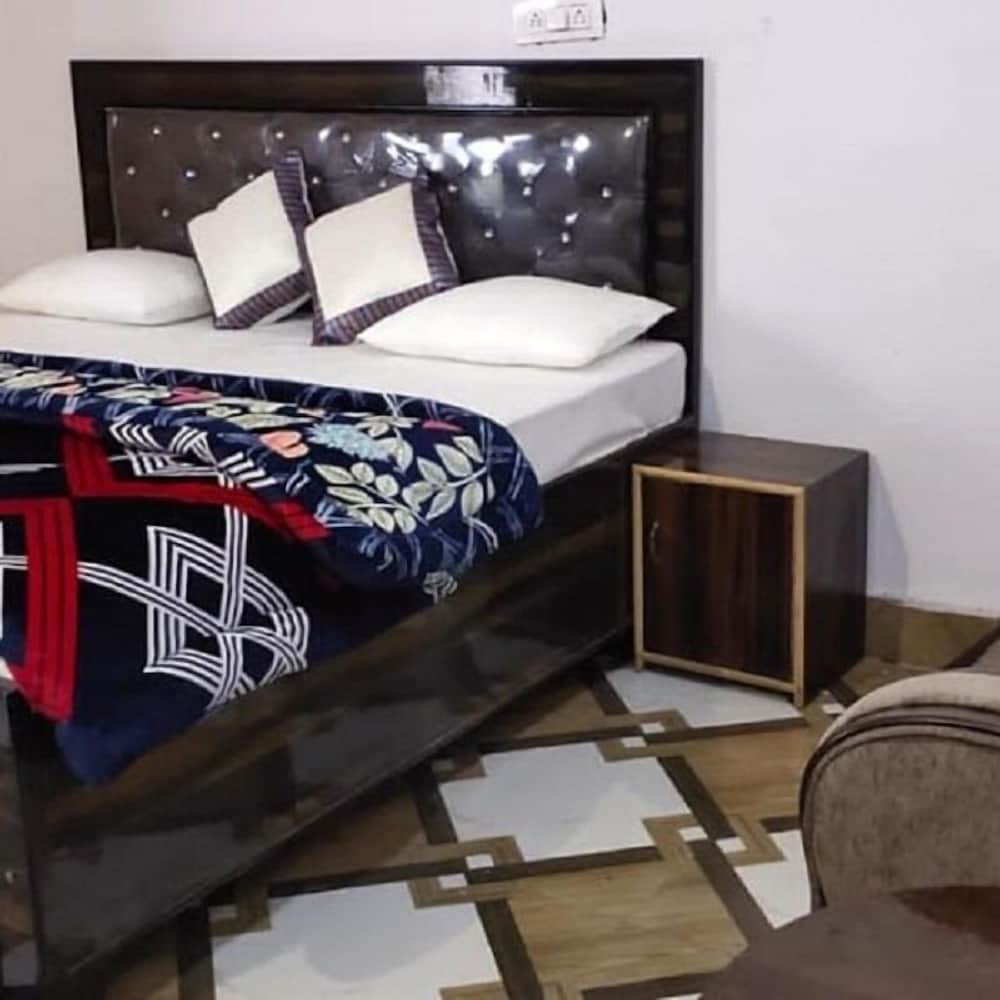 Economy Double Room - Photo 4