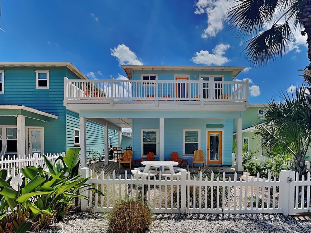 House (4 Bedrooms)