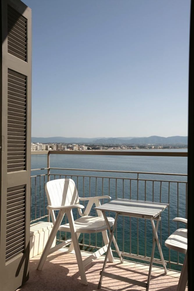 Double or Twin Room, Sea View photo 3