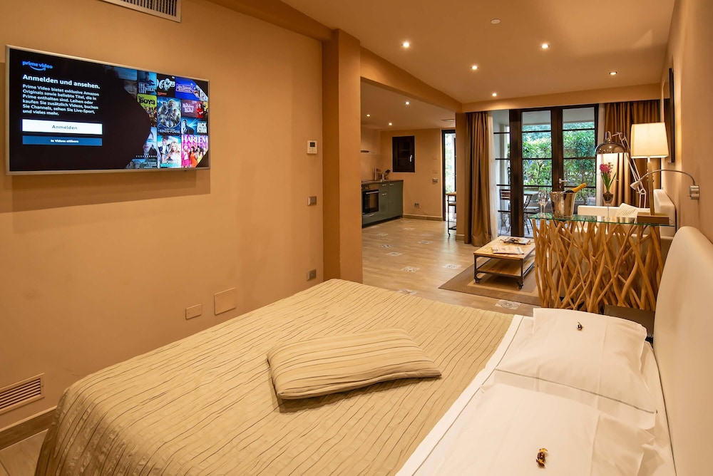 Deluxe Studio, 1 Double Bed photo 1