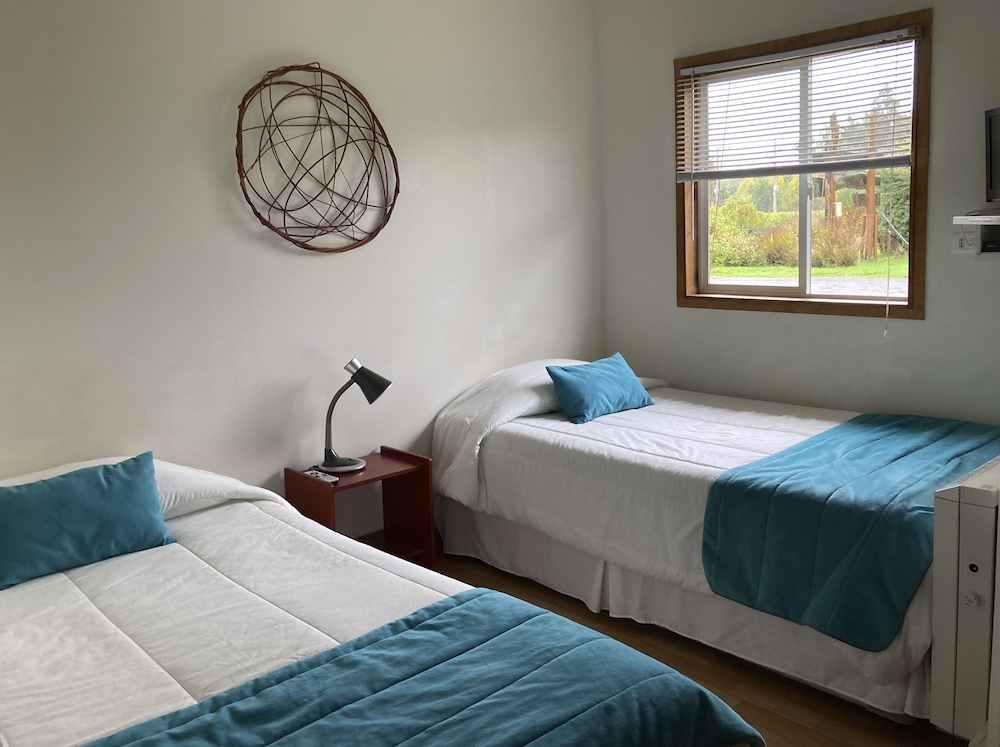 Standard Room, 2 Twin Beds photo 1