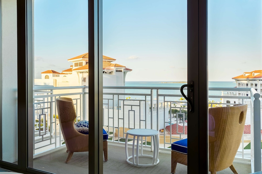 Room, 1 King Bed, Balcony, Ocean View