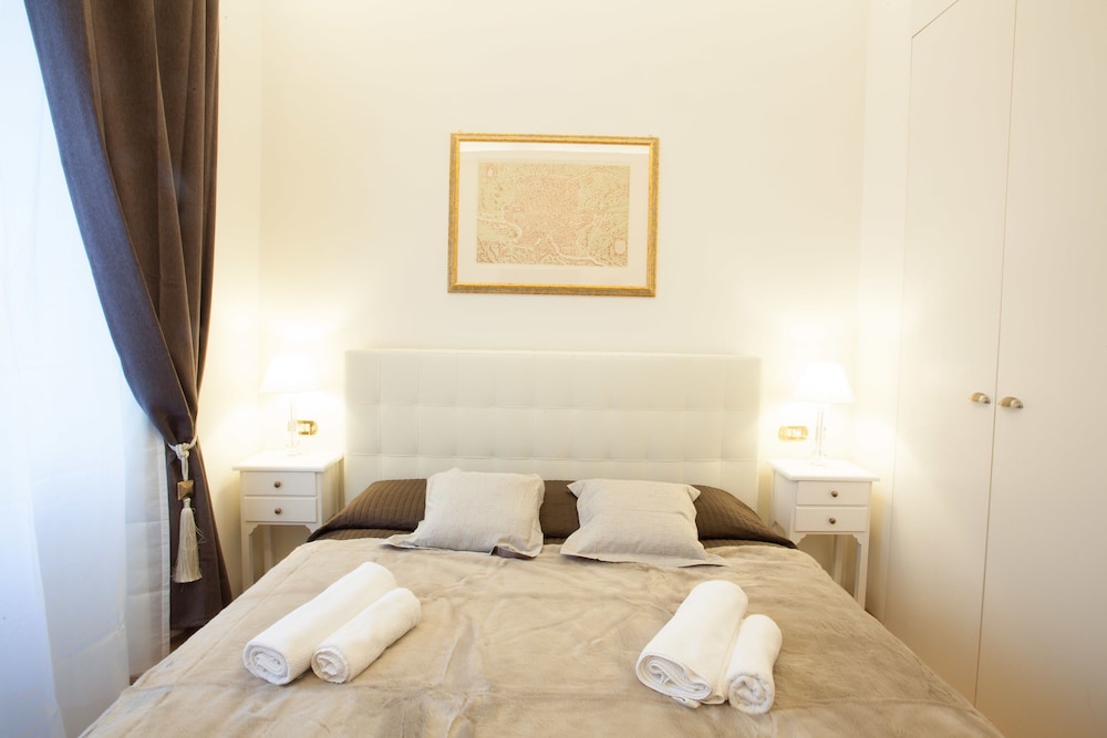 Standard Double Room photo 3