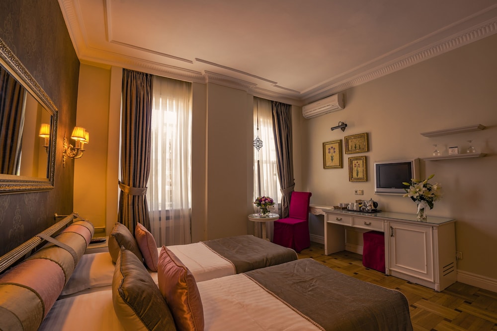 Superior Double or Twin Room photo 1