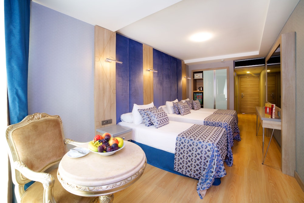 Economy Double or Twin Room photo 2