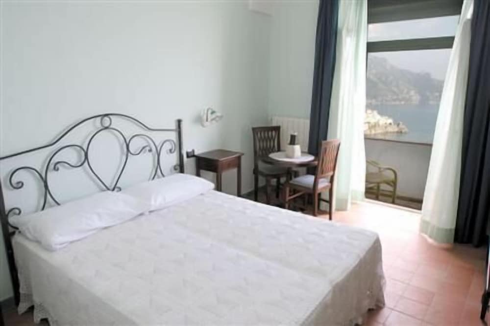 Double Room, Balcony, Sea View