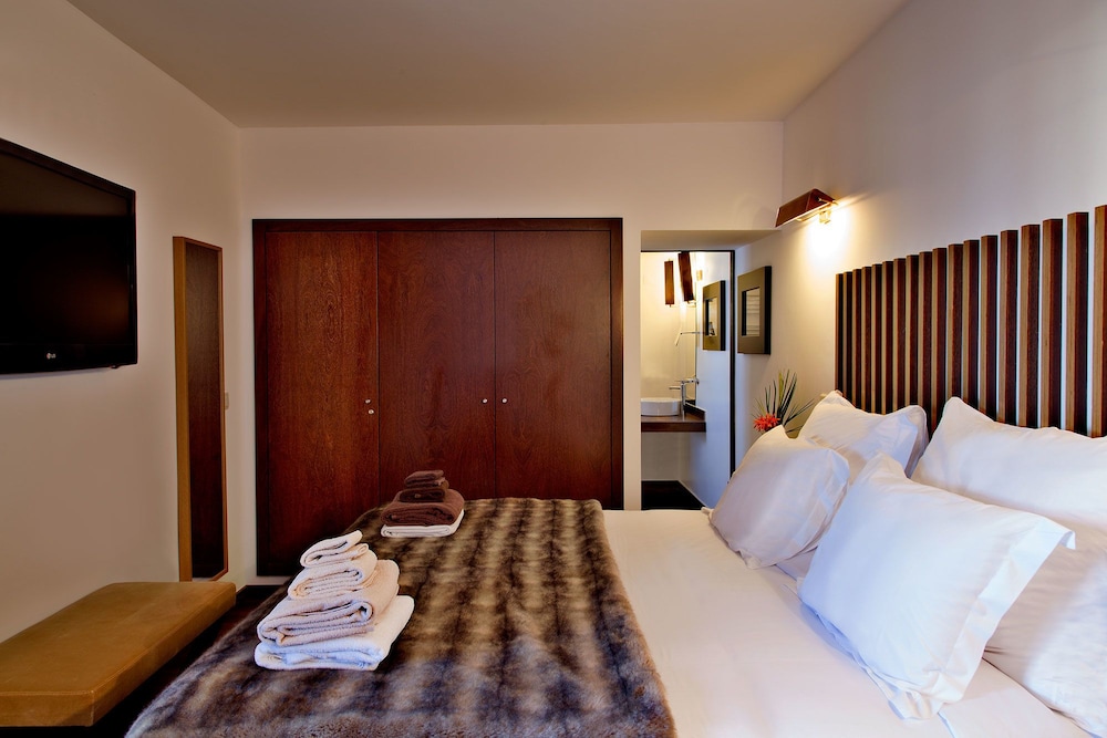 Double Room, Partial Sea View