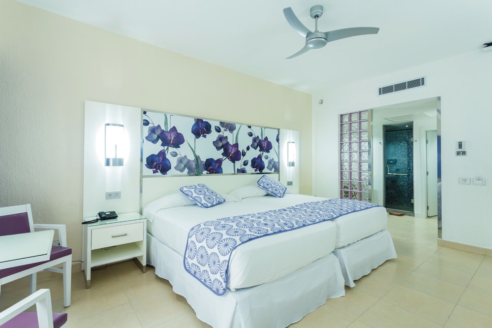 Double Room, Connecting Rooms (B2C-CA) photo 2