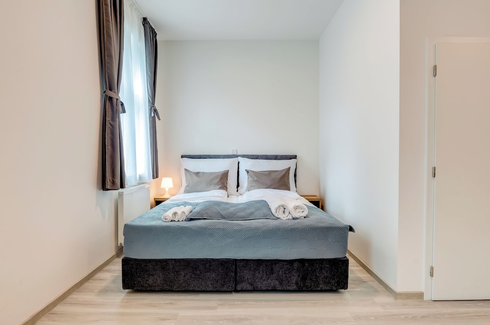 Comfort Studio, City View