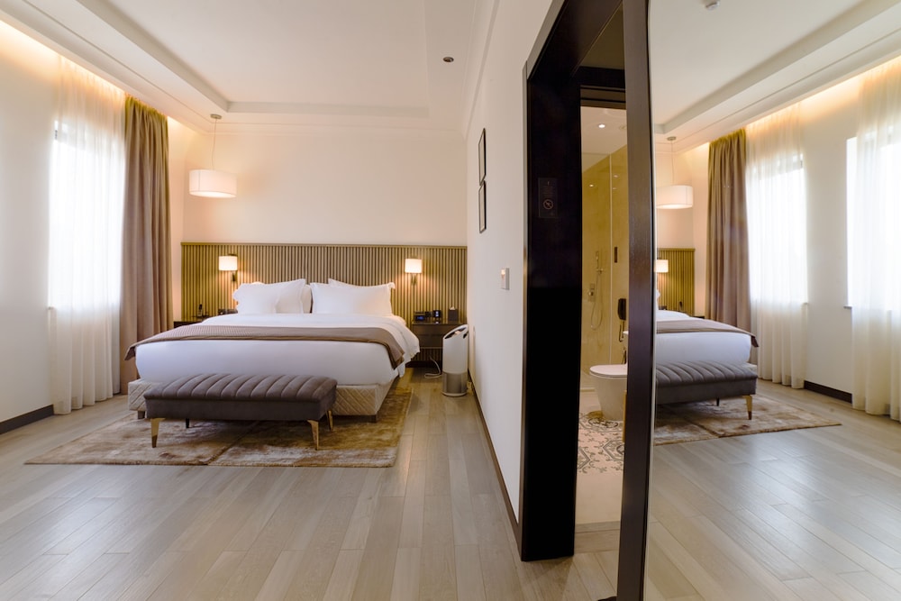 Honeymoon Double Room