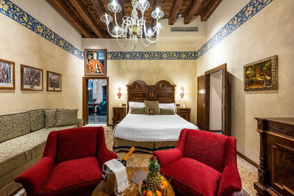 Junior Suite (Antonio Priuli)