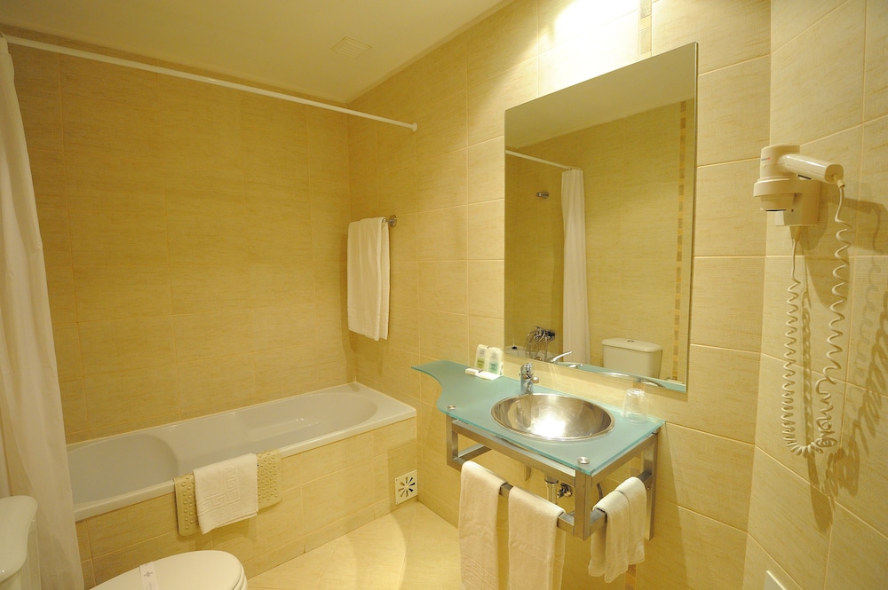 Apartment, 1 Bedroom, Balcony - Photo 6