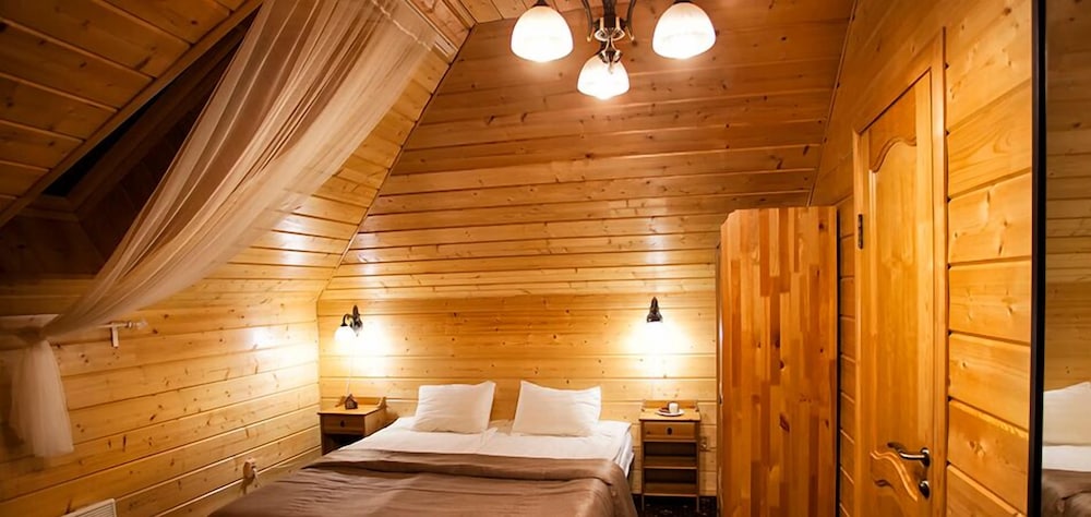 Comfort Room, 2 Bedrooms