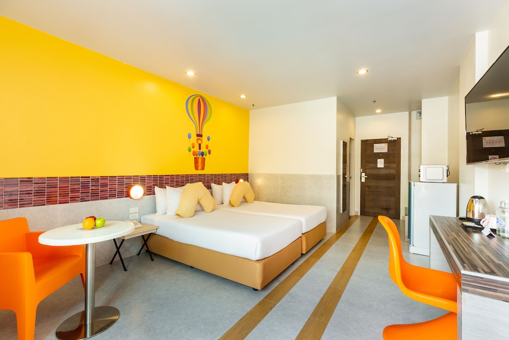 room photo