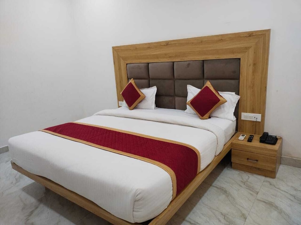 Deluxe Room - Photo 1