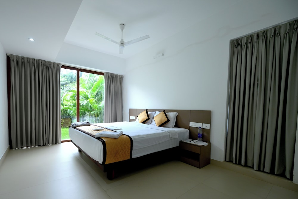 Classic Room, Patio, Garden View photo 1