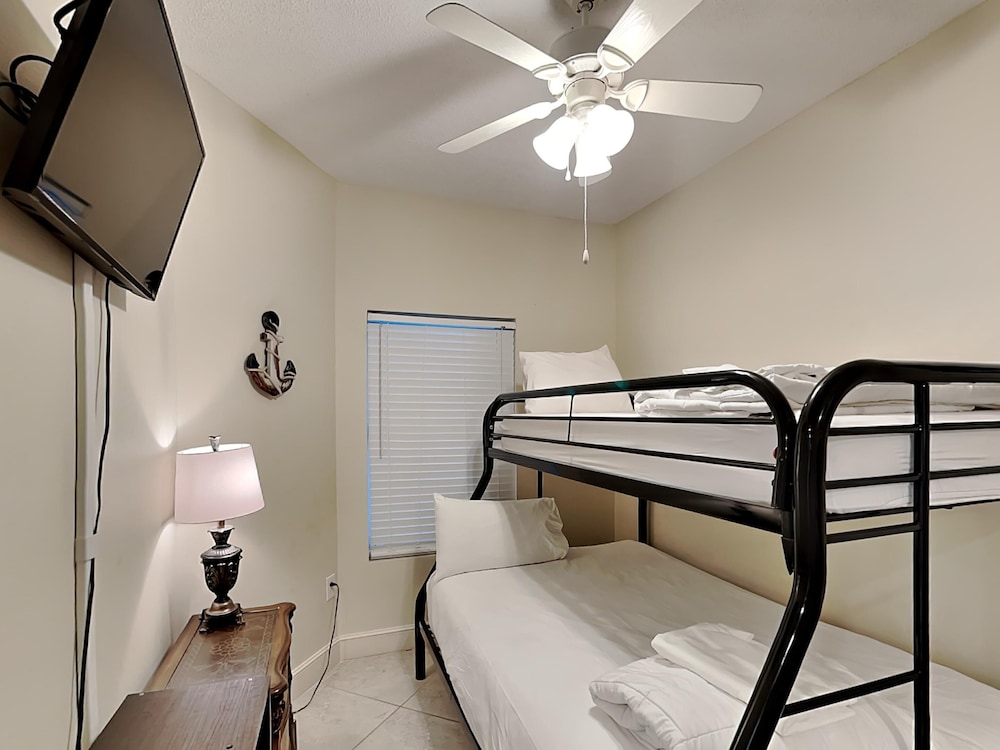 Condo, 3 Bedrooms, Balcony, Ocean View (T2 1006 - No Pets)