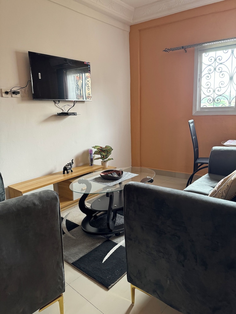 Elite Apartment photo 1