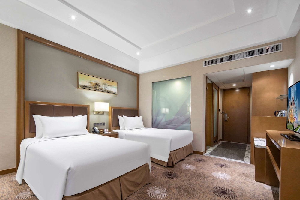 Deluxe Room, 2 Twin Beds, Non Smoking (Business) - Photo 1