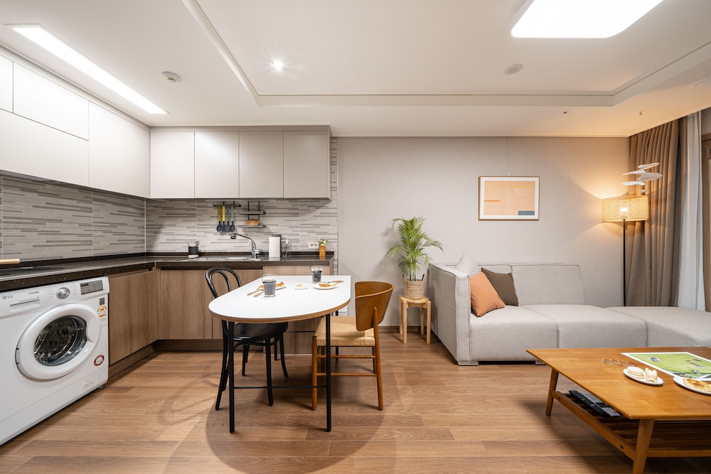 Premier Suite Ocean - Photo 18