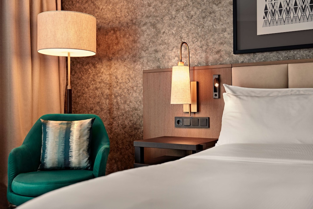 Premium Room, 1 King Bed