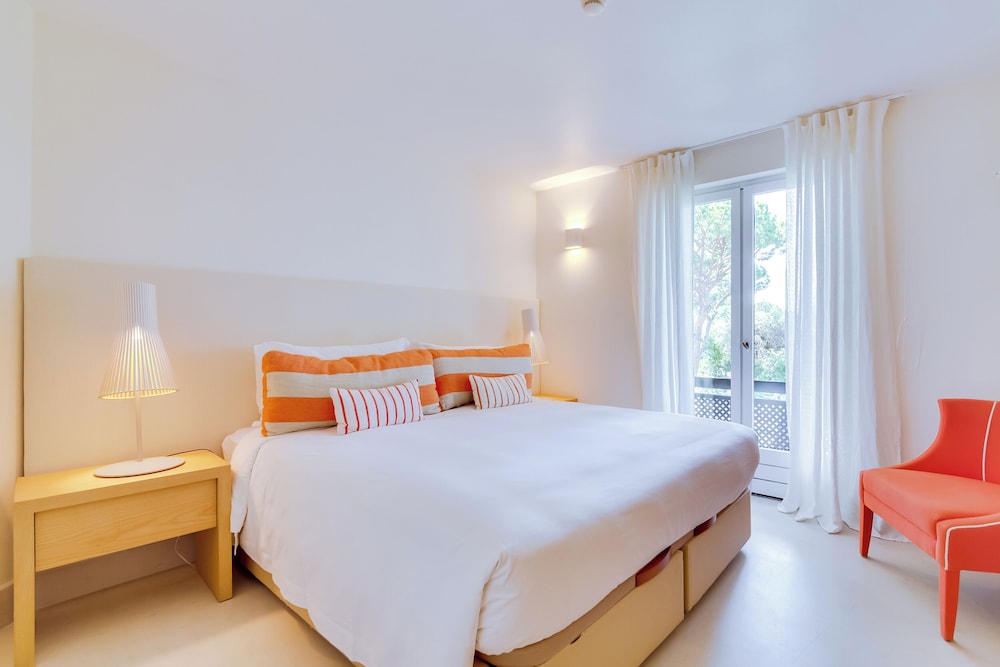 Deluxe Townhouse, 4 Bedrooms - Photo 2