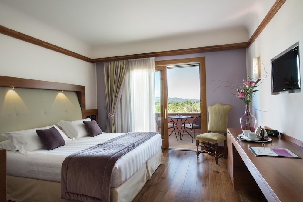 Deluxe Double or Twin Room (with Spa Access) - Photo 3