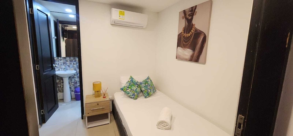 Traditional Single Room