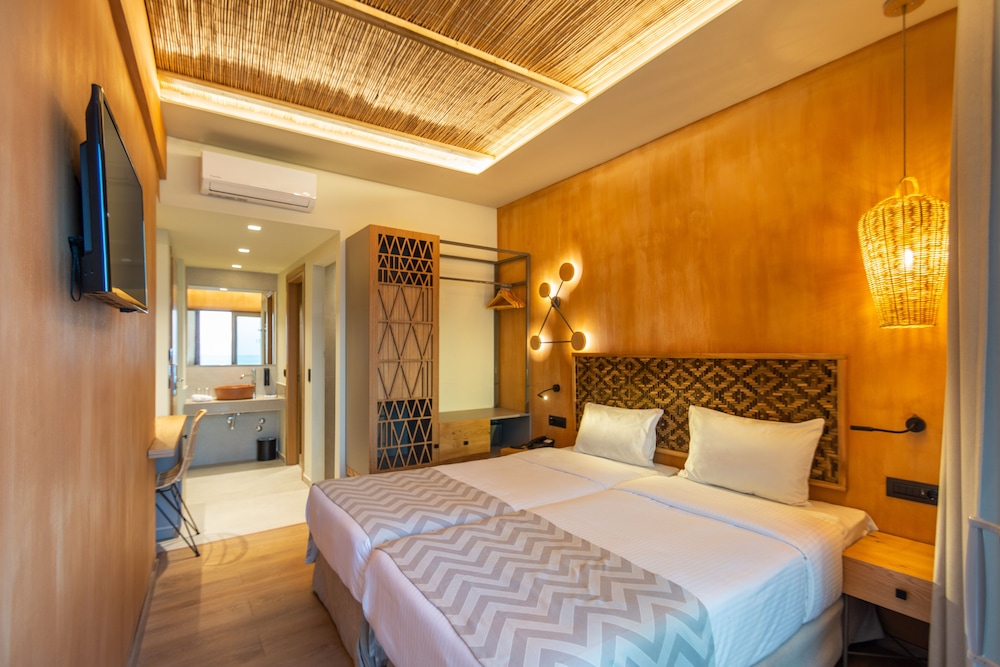 Standard Double or Twin Room, Sea View