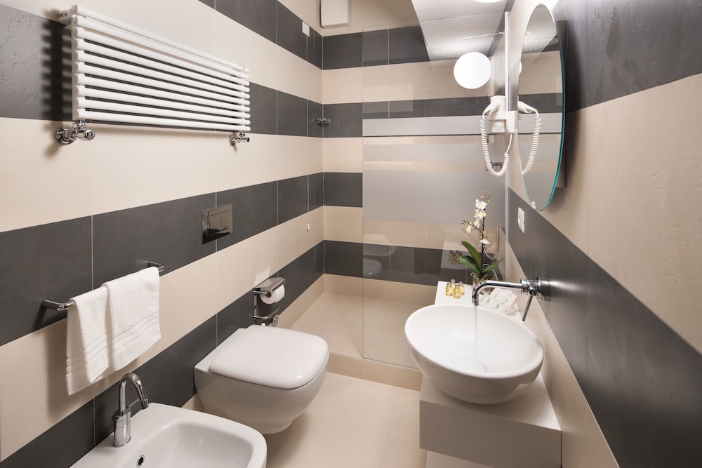 Superior Double Room - Photo 8